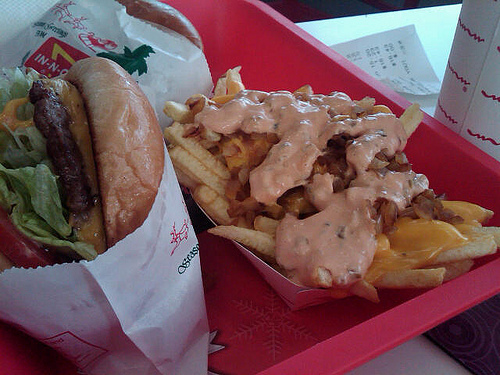 In N out burger frites style animal